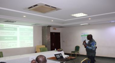 le coordonnateur technique de la PNIN, monsieur NAKELSE a présenté le bilan de la phase I du projet