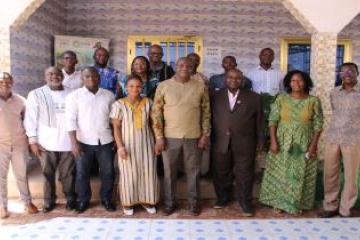 les participants devront examiner la Q6 et l'étude qualitative 